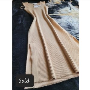 Magaschoni light honey beige dress